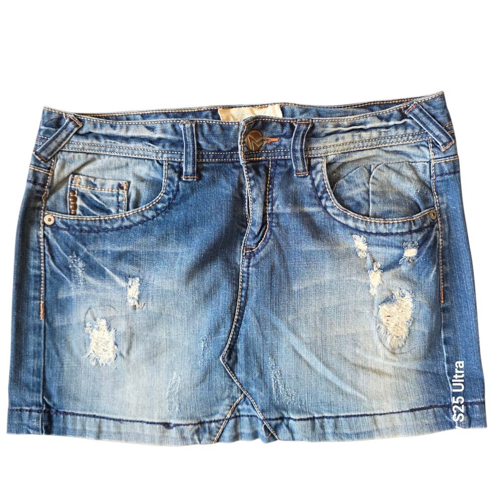 VTG Maurices Y2K Distressed Denim Micro Mini Skirt Size 5/6 Low Rise Grunge